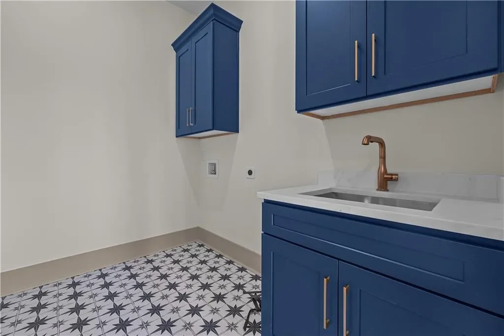 6084 BLUEWATER Boulevard, Gainesville, Georgia, United States. - Photo 4