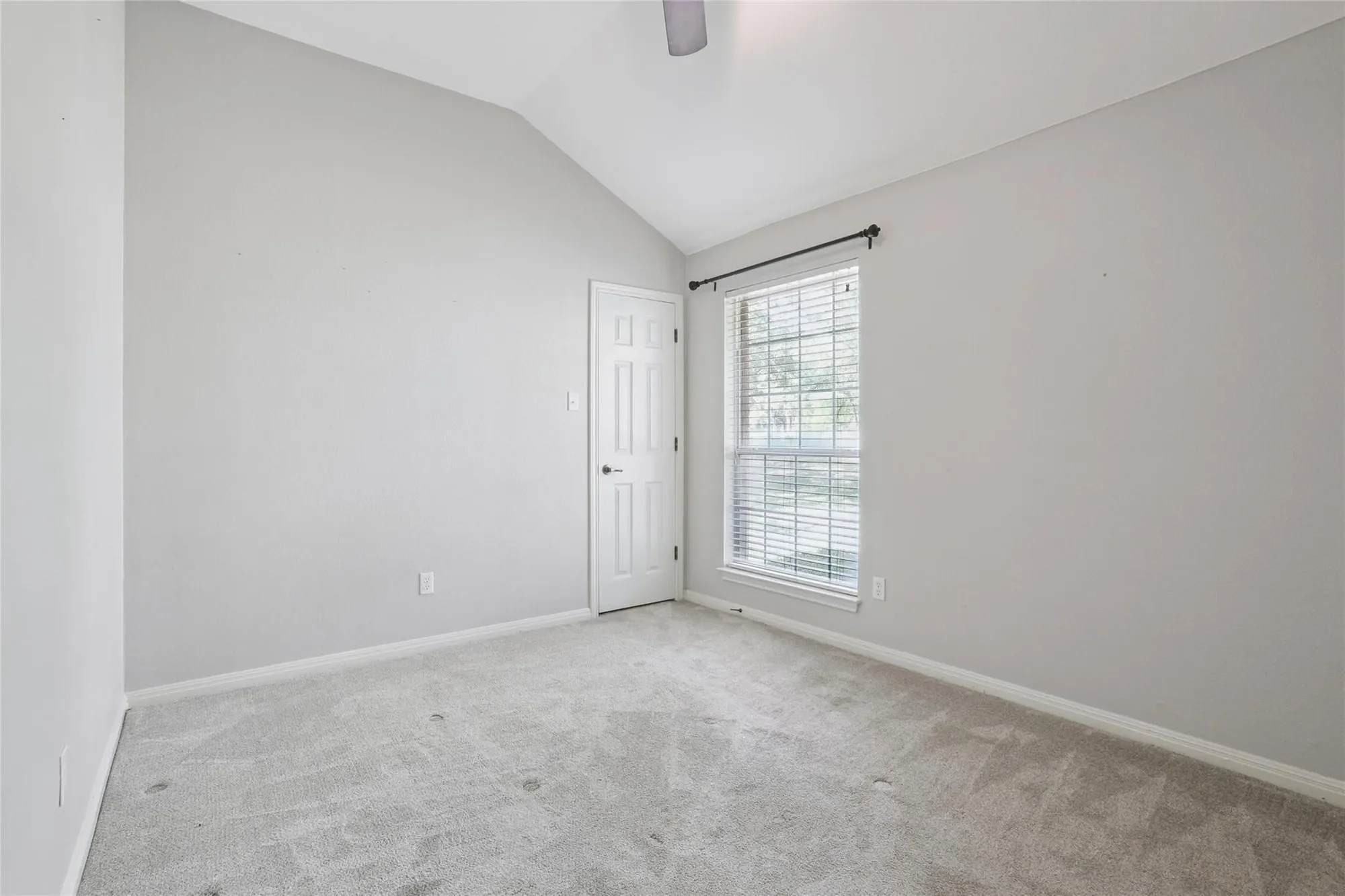 120 Juniper TRL, Elgin, Texas, United States. - Photo 16