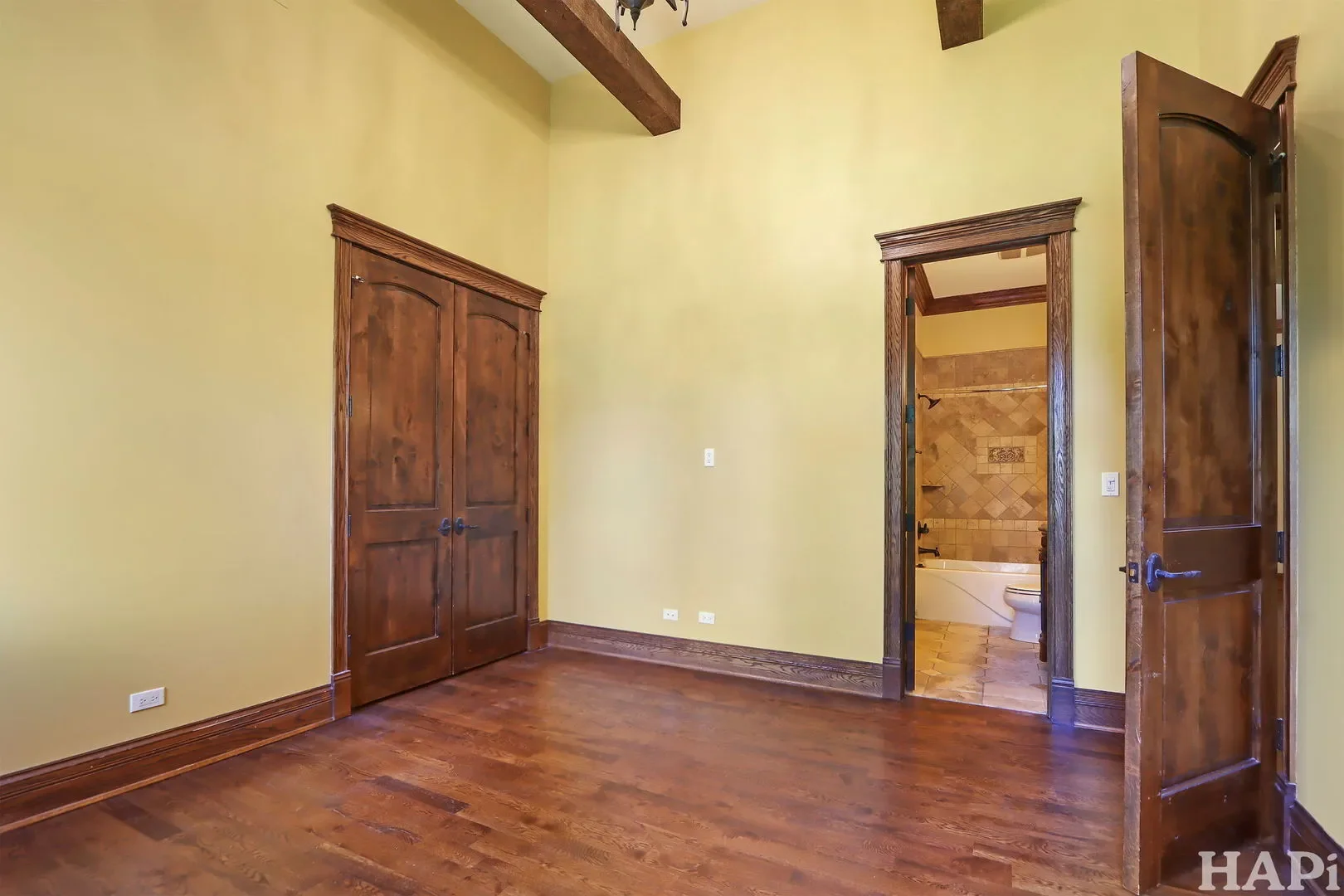 Gallery photo 2
