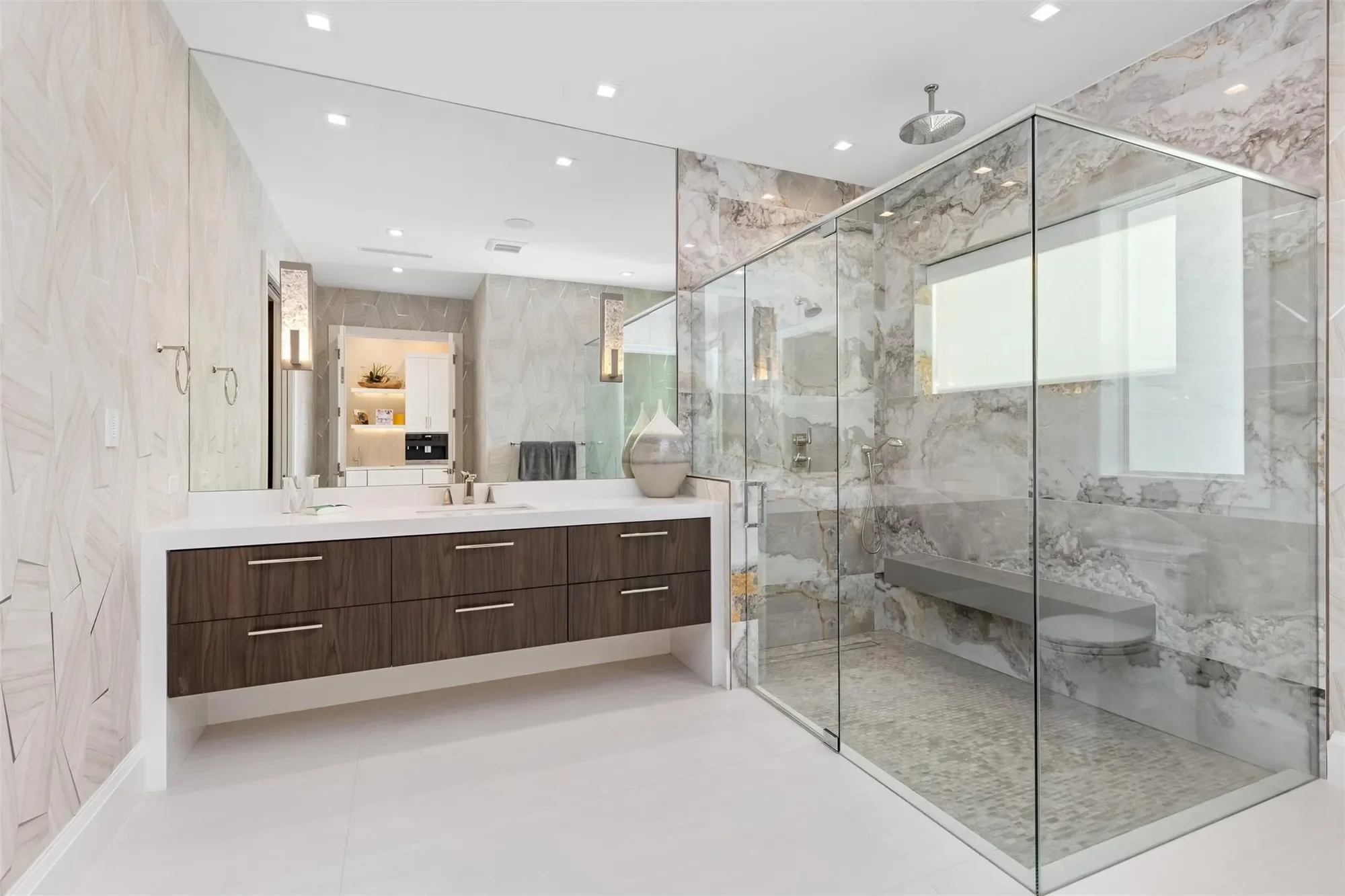 2520 Del Lago Dr, Fort Lauderdale, Florida, United States. - Photo 52