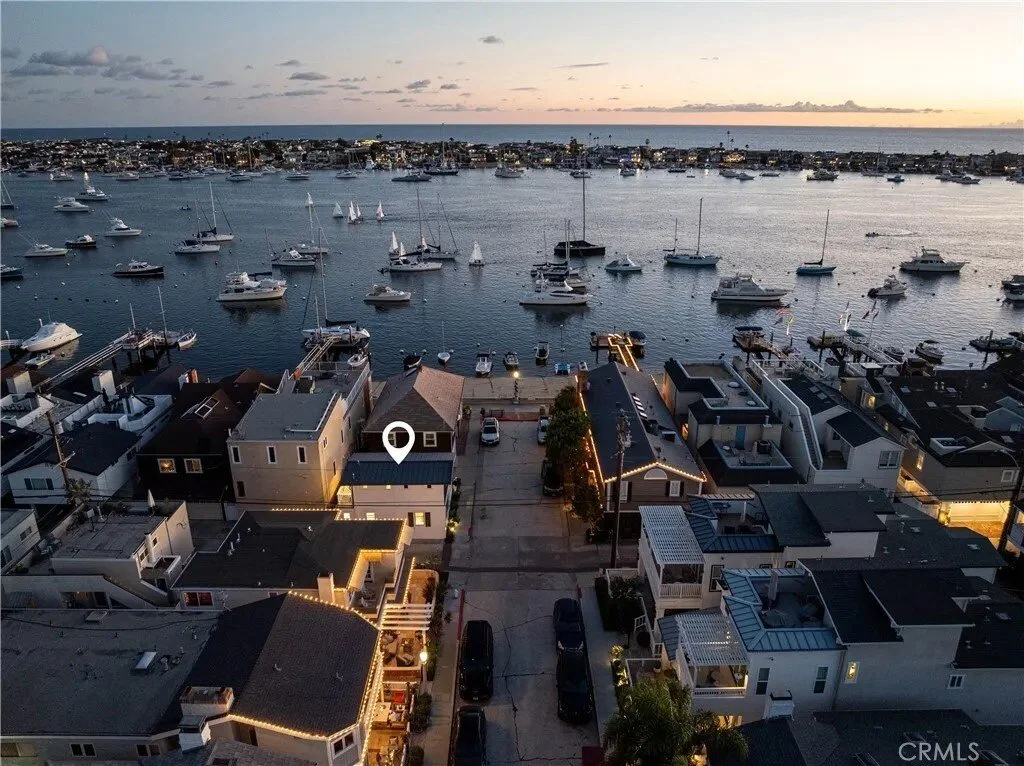 104 Onyx Avenue, Newport Beach, California, United States. - Photo 13