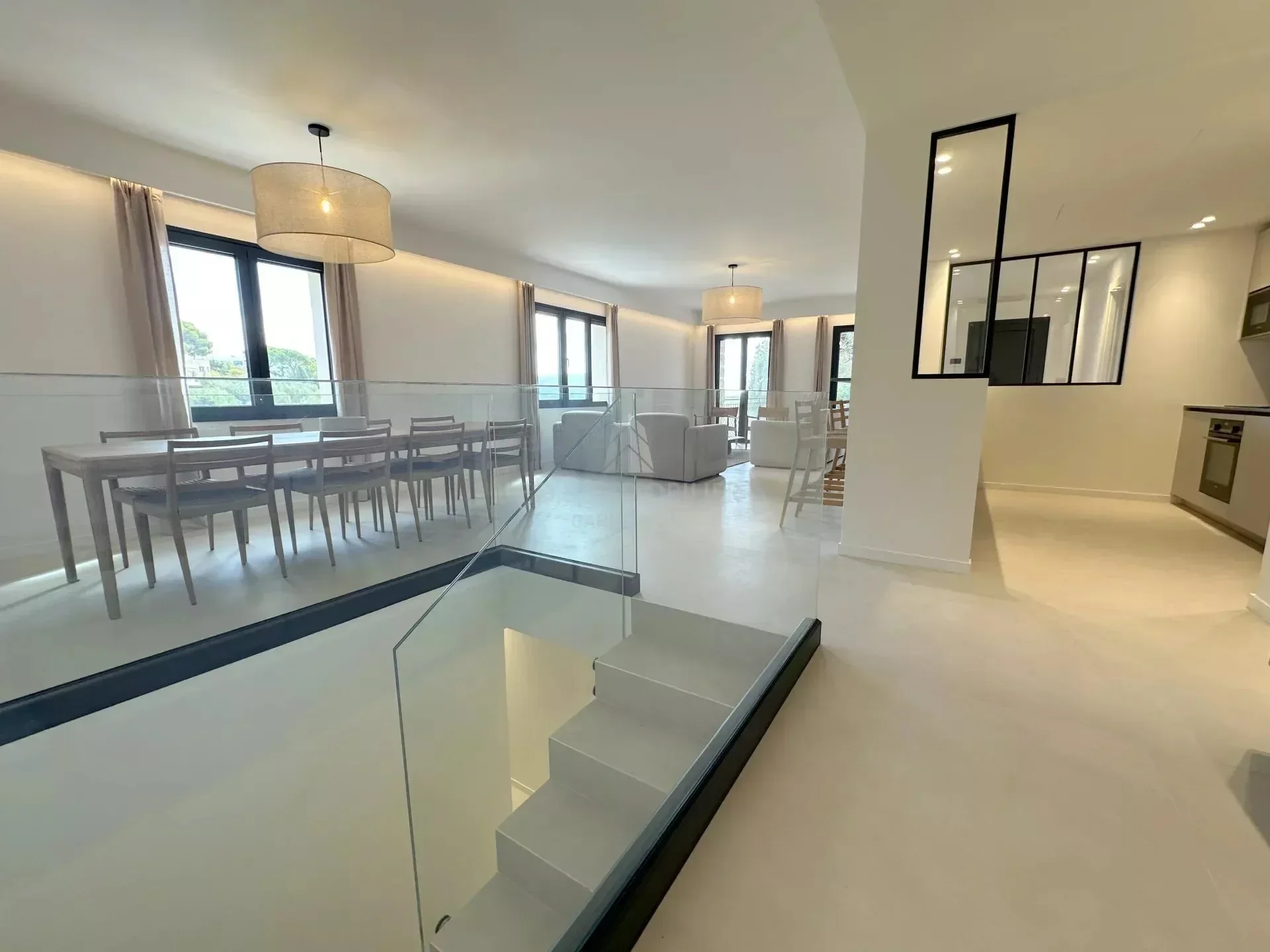 Gallery photo 9