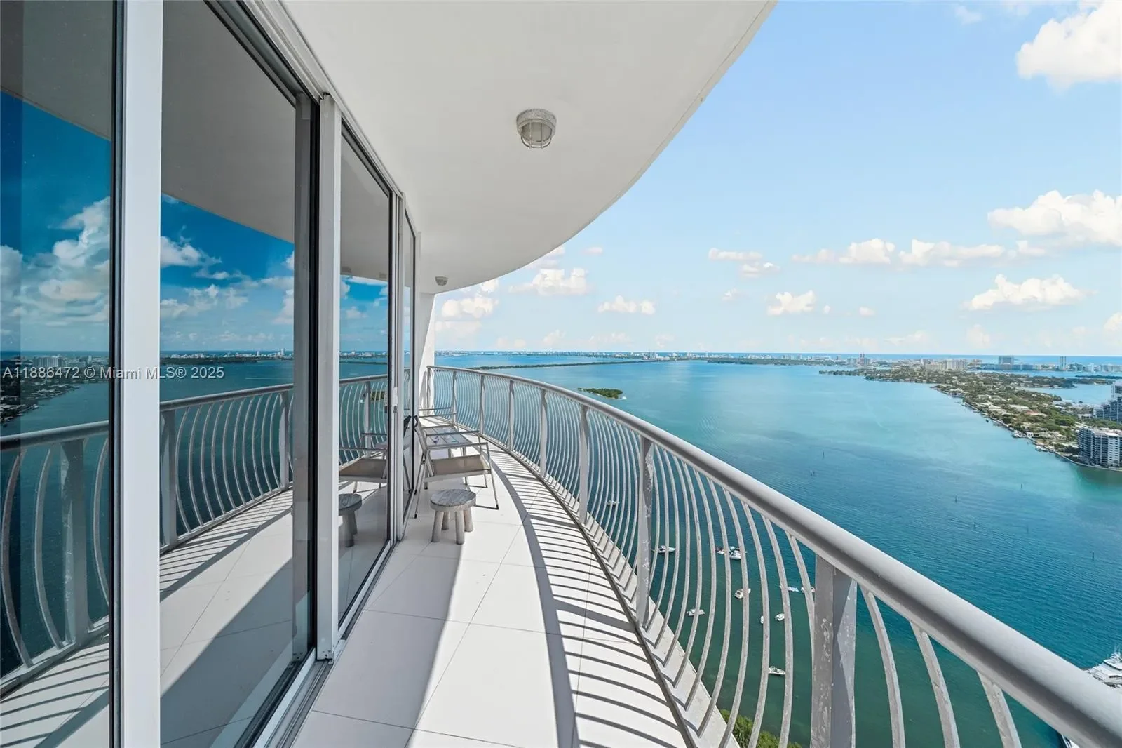 1750 N Bayshore Dr, Miami, Florida, United States. - Photo 7