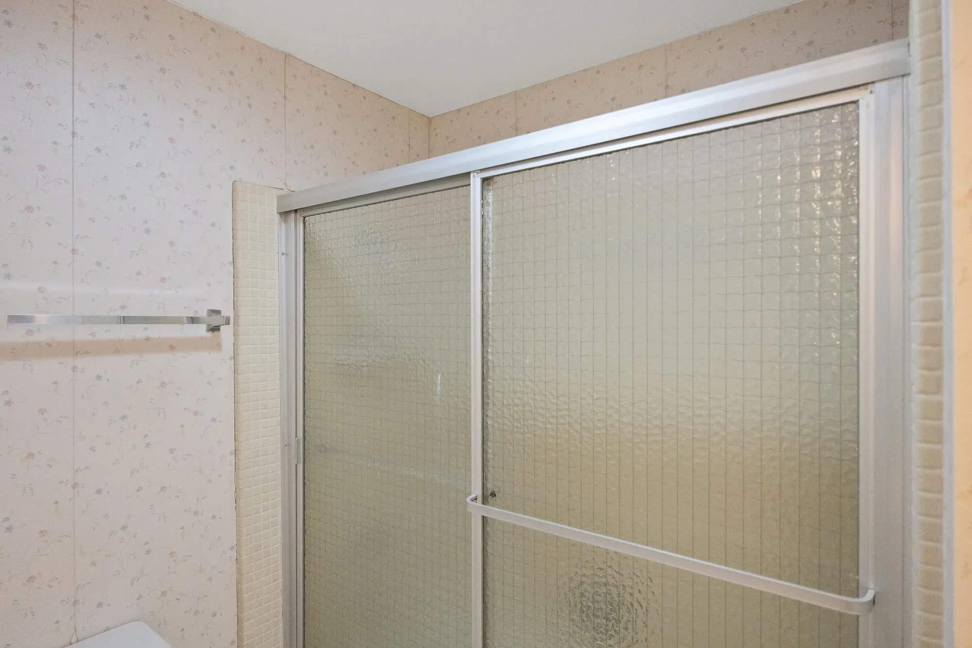 23325 Bessemer Street, Woodland Hills, CA 91367, Los Angeles, California, United States. - Photo 30