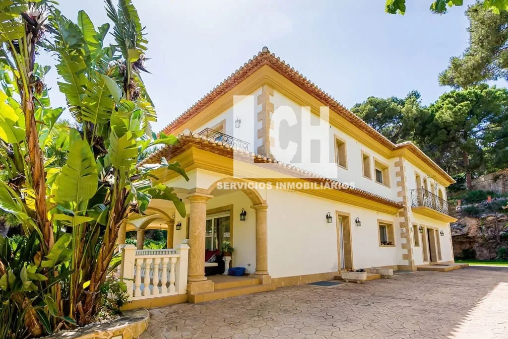 Exterior photo 11