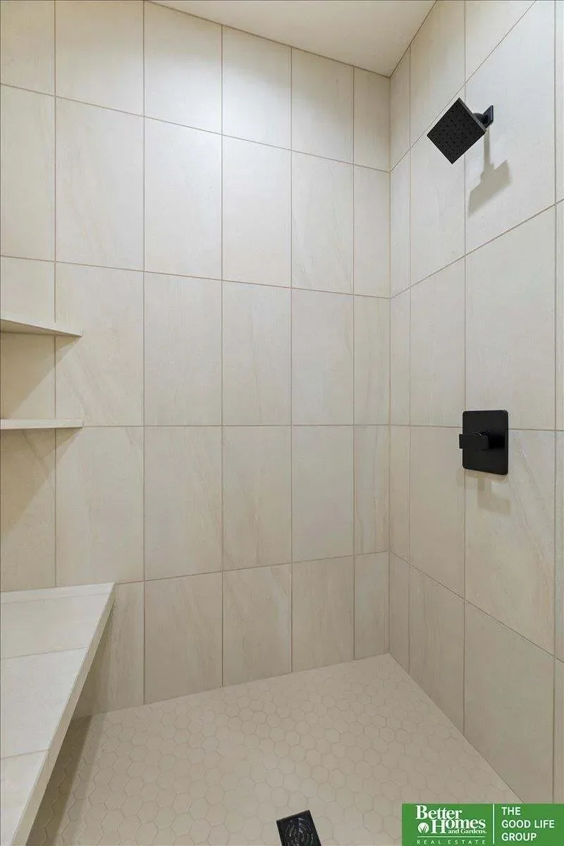5924 N 208 Street, Elkhorn, NE 68022, Omaha, Nebraska, United States. - Photo 31