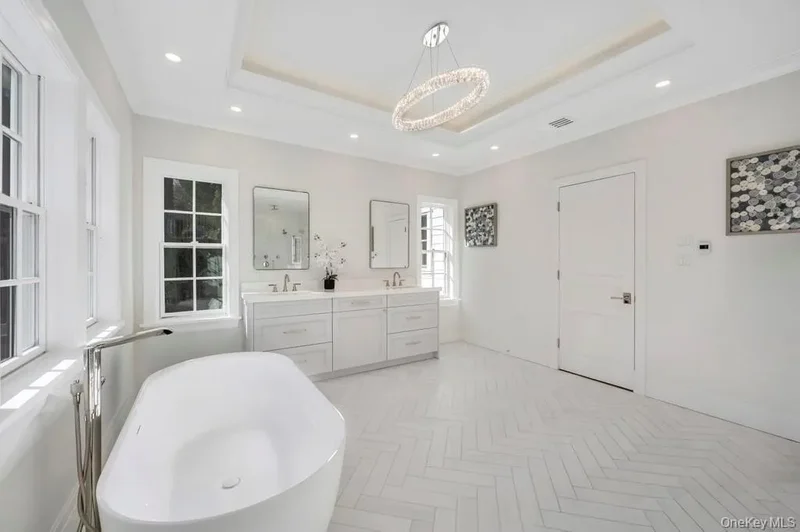 207 Mill Spring Road, Manhasset, NY, 11030, USA, Manhasset, New York, United States. - Photo 33
