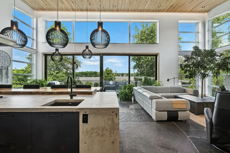 661 661A Boul. des Mille-Îles, Laval, Quebec, Canada. - Photo 14