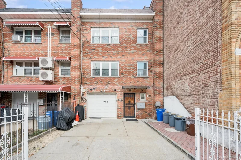 945 E 228th Street, New York, New York, United States. - Photo 20
