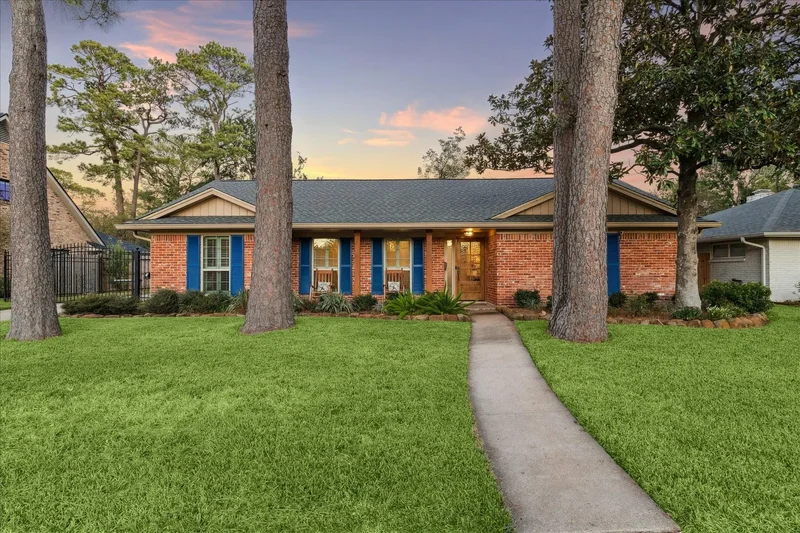 Single Family Residence in Houston