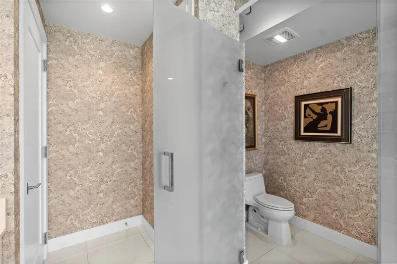 100 E Las Olas Blvd 1901, Fort Lauderdale, Florida, United States. - Photo 24