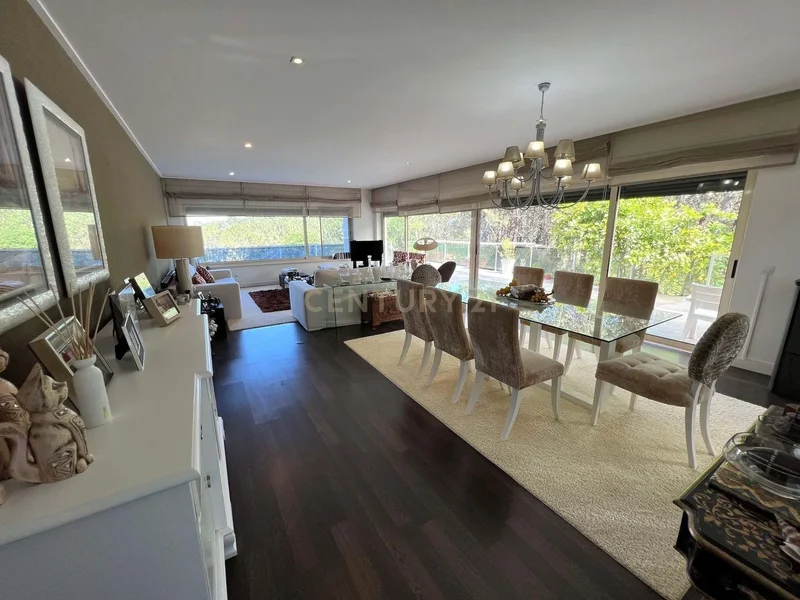 3 bedroom house on the slopes of Lagoa de Óbidos.