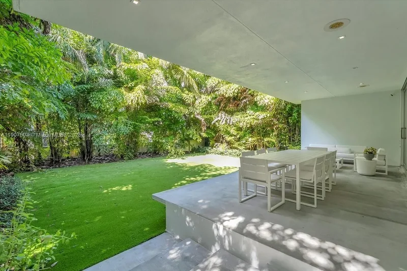 7830 Atlantic Way , Miami Beach, FL 33141, Miami Beach, Florida, United States. - Photo 8