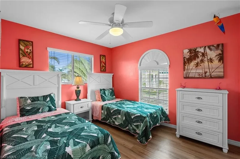 320 Madison CT, Fort Myers Beach, Florida, United States. - Photo 34