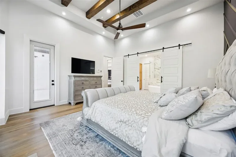 4120 Ridgecrest Drive, Lewisville, Texas, United States. - Photo 3