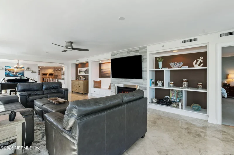 807 1ST Street N 502, Jacksonville Beach, Florida, United States. - Photo 30