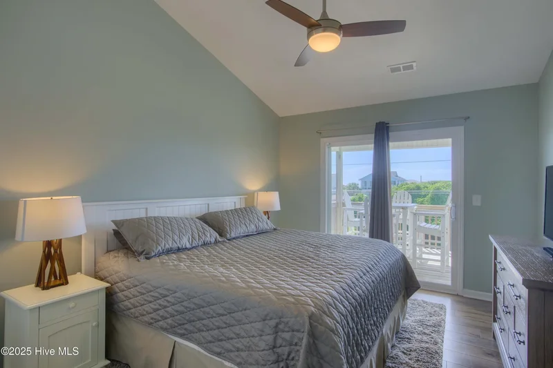 1125 S Topsail Drive, Surf City, NC 28445, Surf City, North Carolina, United States. - Photo 25