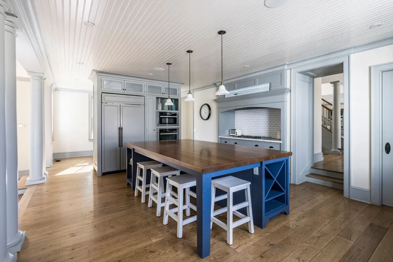 43 Gardiners Bay Dr, Shelter Island Heights, New York, United States. - Photo 2