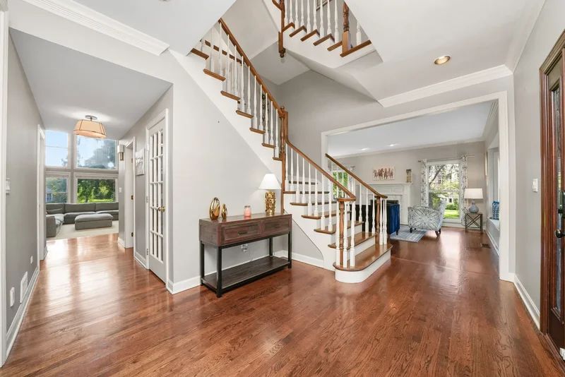 15 S Wynstone Drive , North Barrington, IL 60010, Barrington Hills, Illinois, United States. - Photo 32