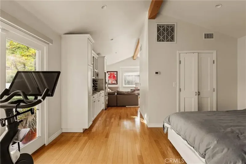 22370 Algunas Road, Los Angeles, California, United States. - Photo 21