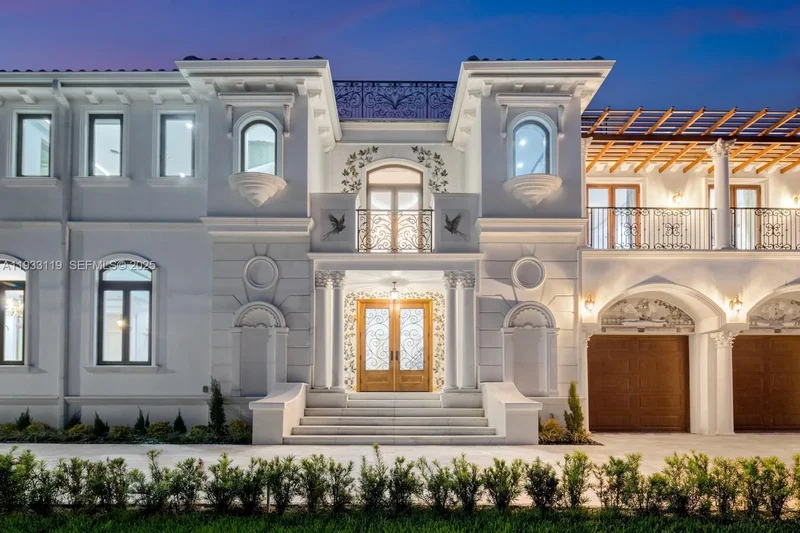 919 92nd St, Bal Harbour, Florida, United States. - Photo 3