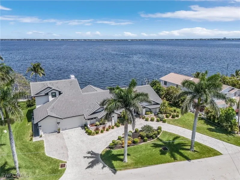 2803 SE 22nd Place, Cape Coral, FL 33904, Cape Coral, Florida, United States. - Photo 19