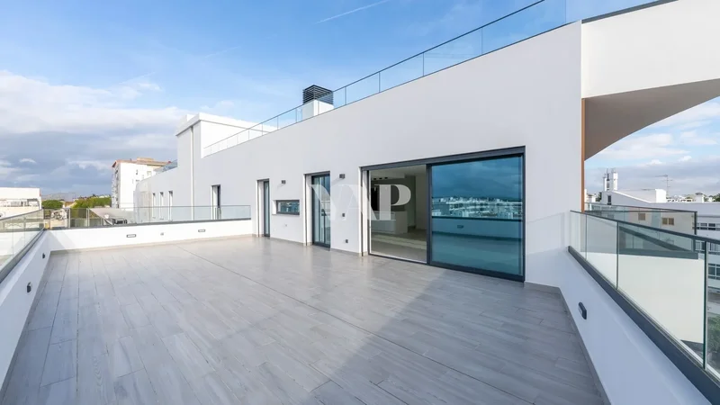 ERILUC - 3 bedroom penthouse apartment with sea view in Quarteira
