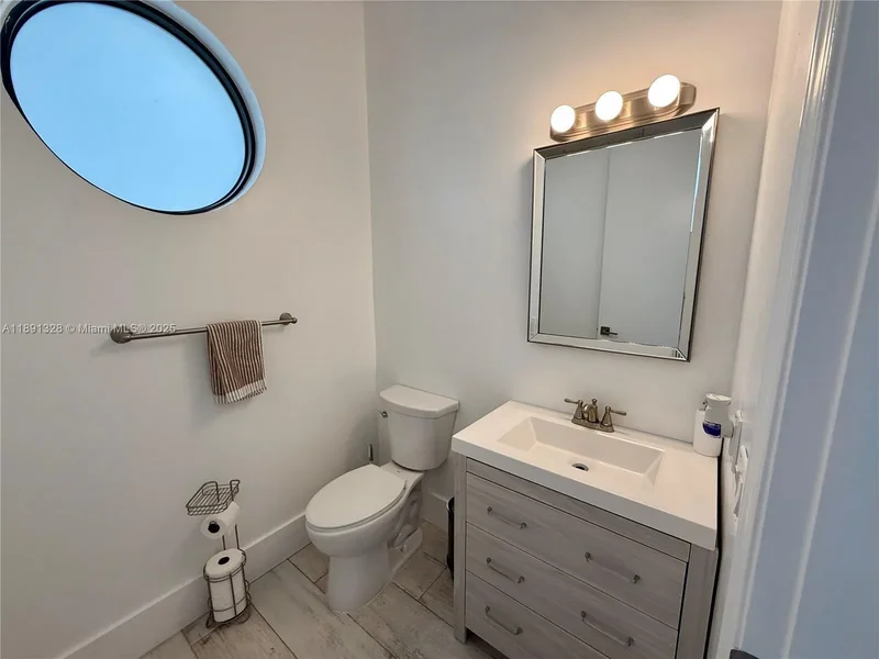 14984 Roan Ct, Wellington, FL 33414, Wellington, Florida, United States. - Photo 35