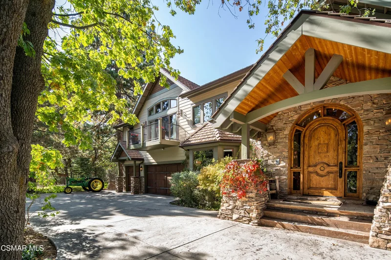 32310 Hummingbird Court, Big Bear Lake, California, United States. - Photo 4