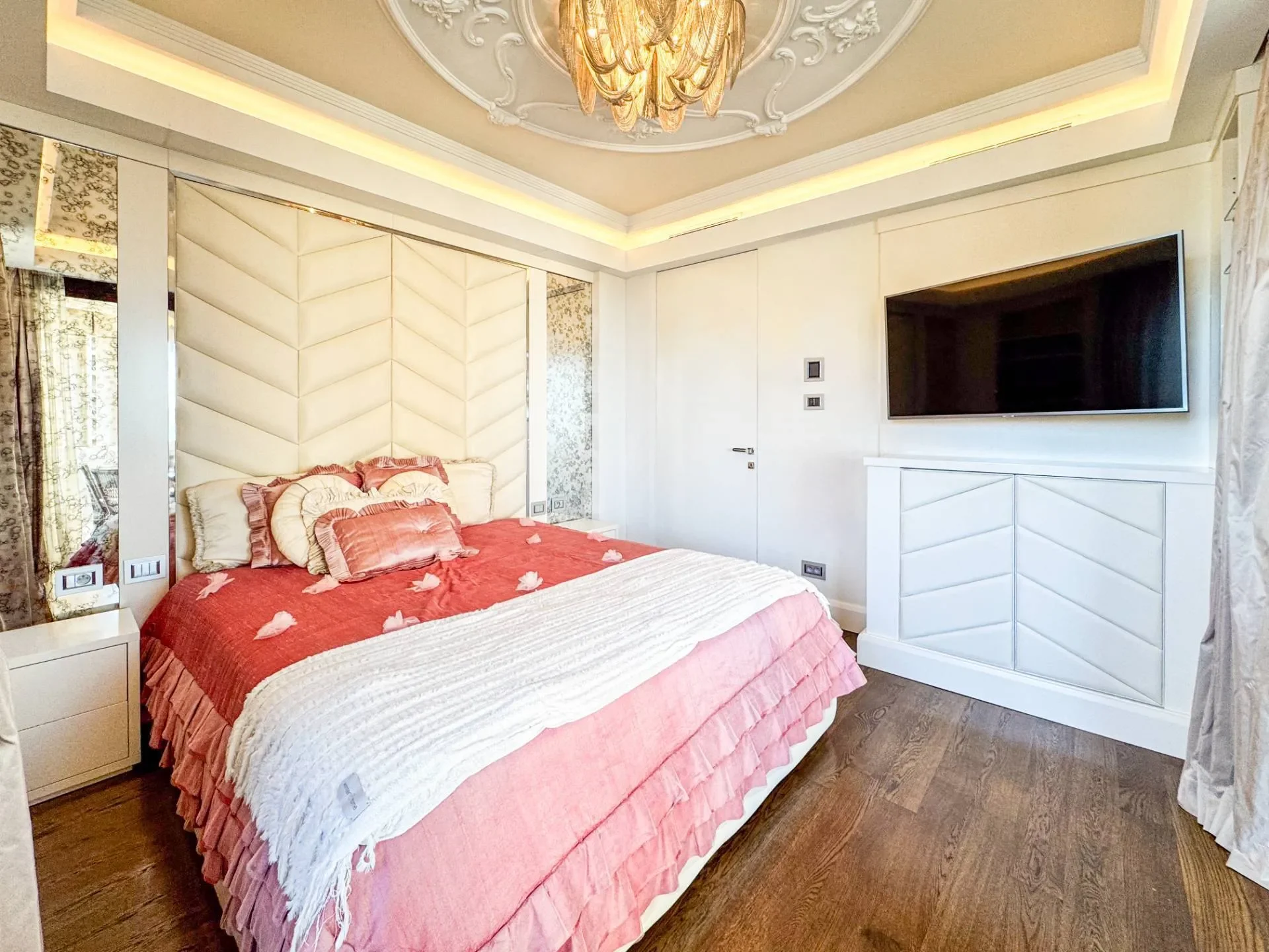 Florestan - Larvotto, Monaco, Monaco. - Photo 2