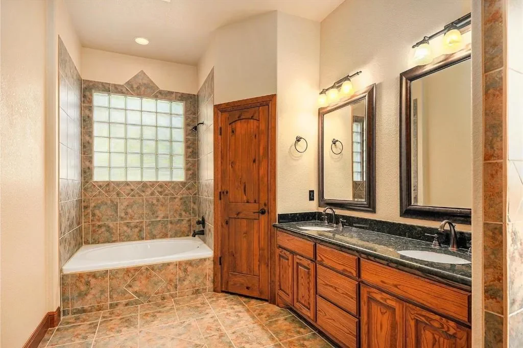 112 Bonita Drive, Springtown, Texas, United States. - Photo 26