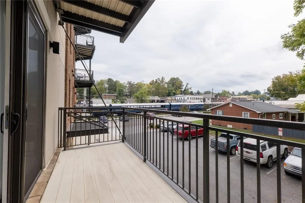116 W Main Street 2A, Blue Ridge, Georgia, United States. - Photo 11