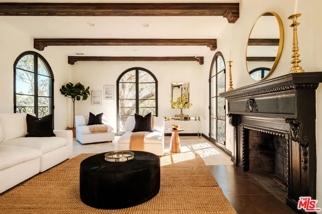 1301 N Beverly Drive, Beverly Hills, California, United States. - Photo 6