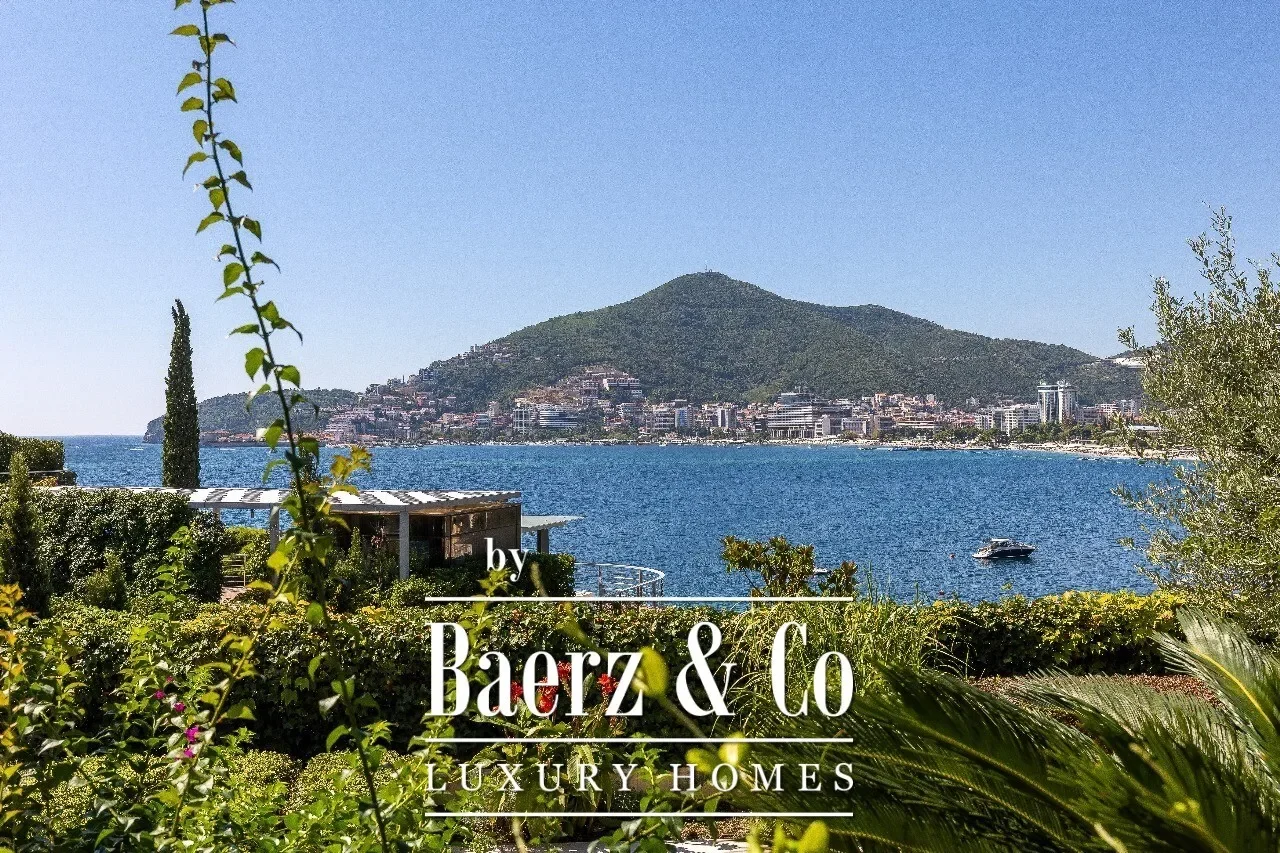 Luxurious Apartment in a 5* Hotel in Budva