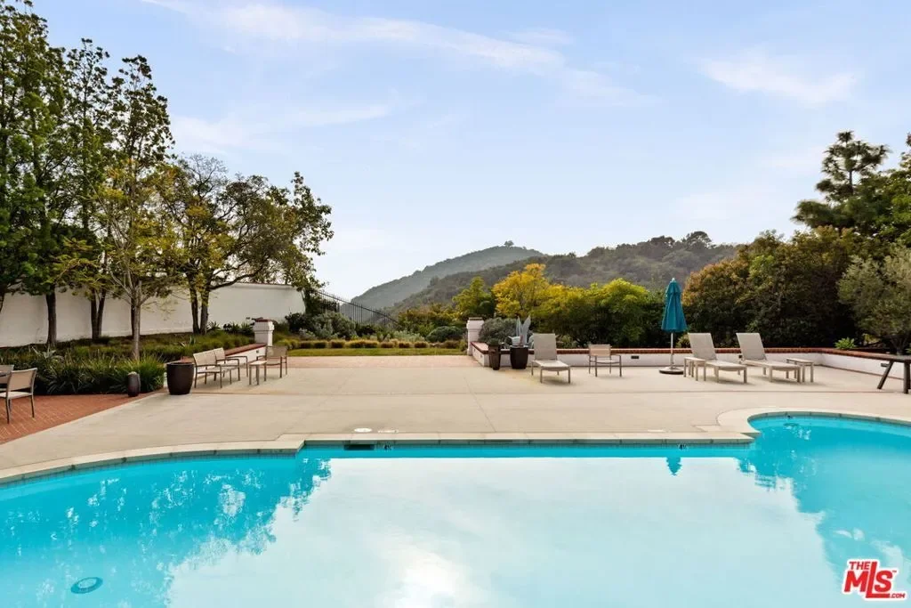 2113 Stoney Hill Road, Los Angeles, California, United States. - Photo 30