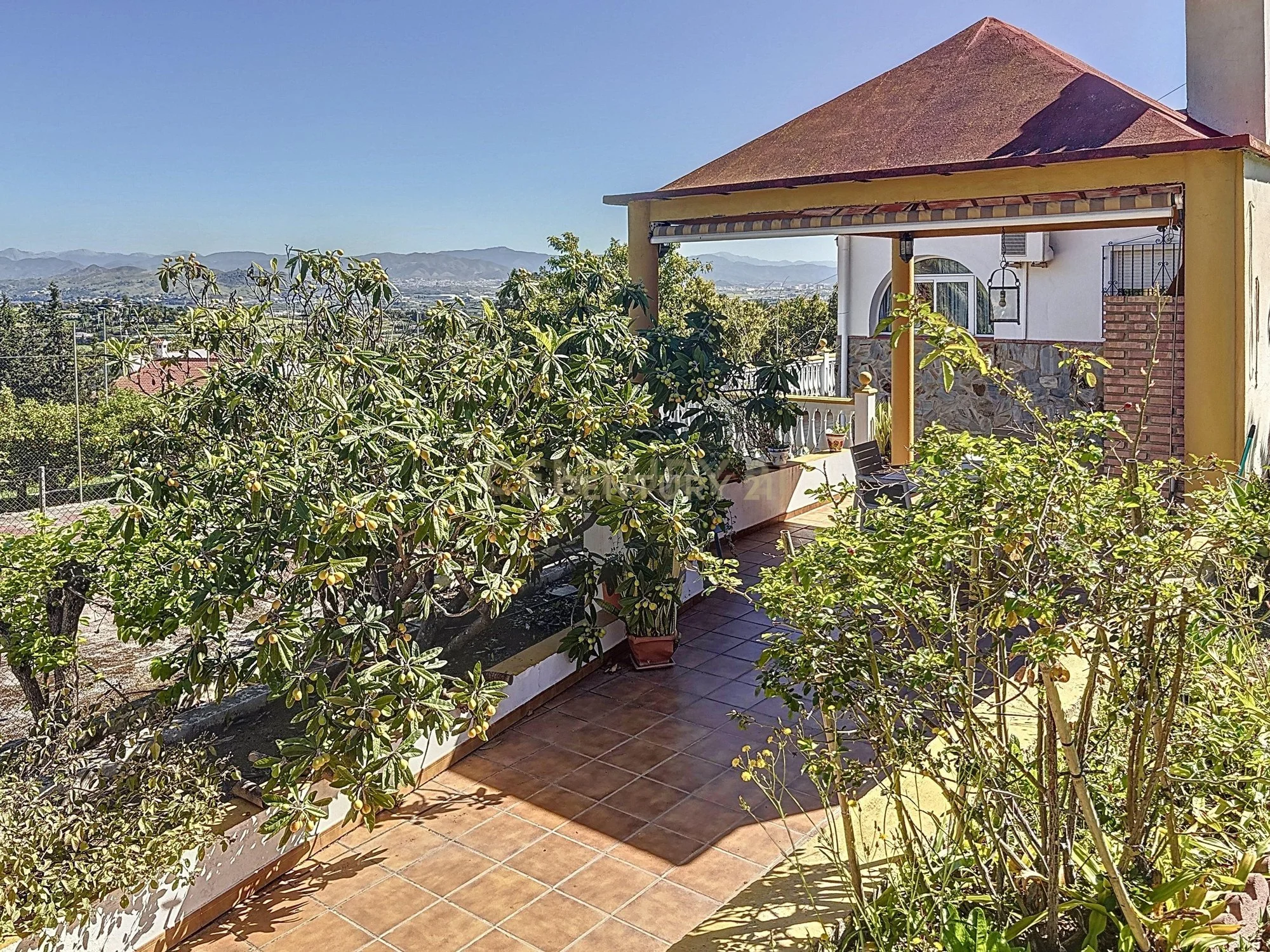 Exterior photo 10