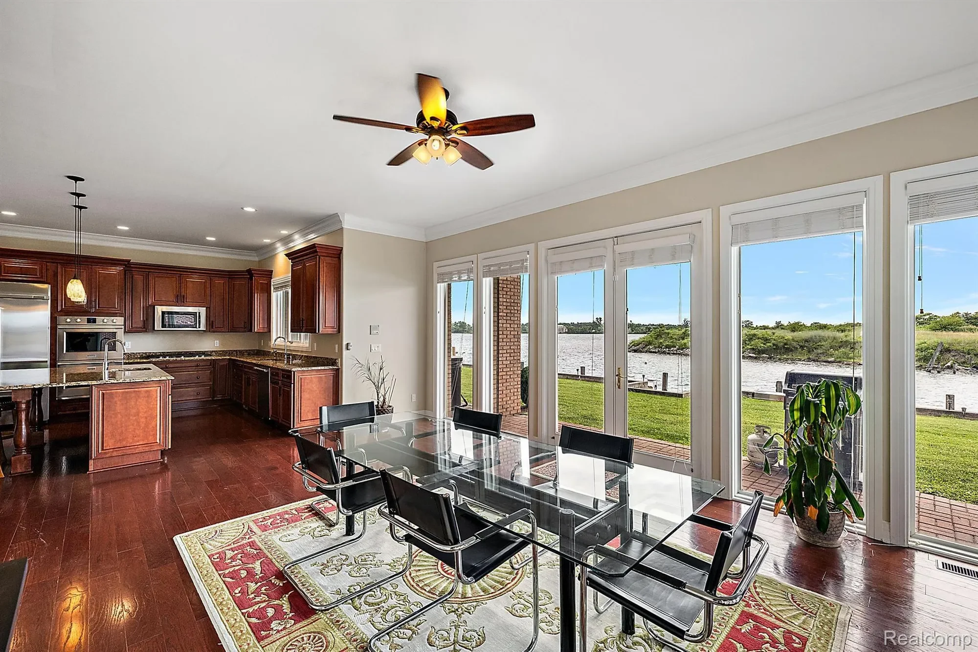 18 SAND BAR Lane, Detroit, MI 48214, Detroit, Michigan, United States. - Photo 30