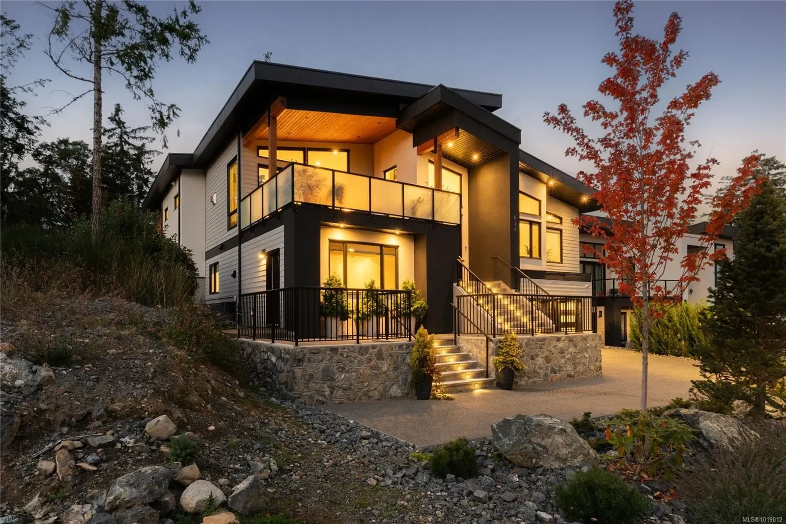 640 Medalist Ave, Colwood, British Columbia, Canada. - Photo 31