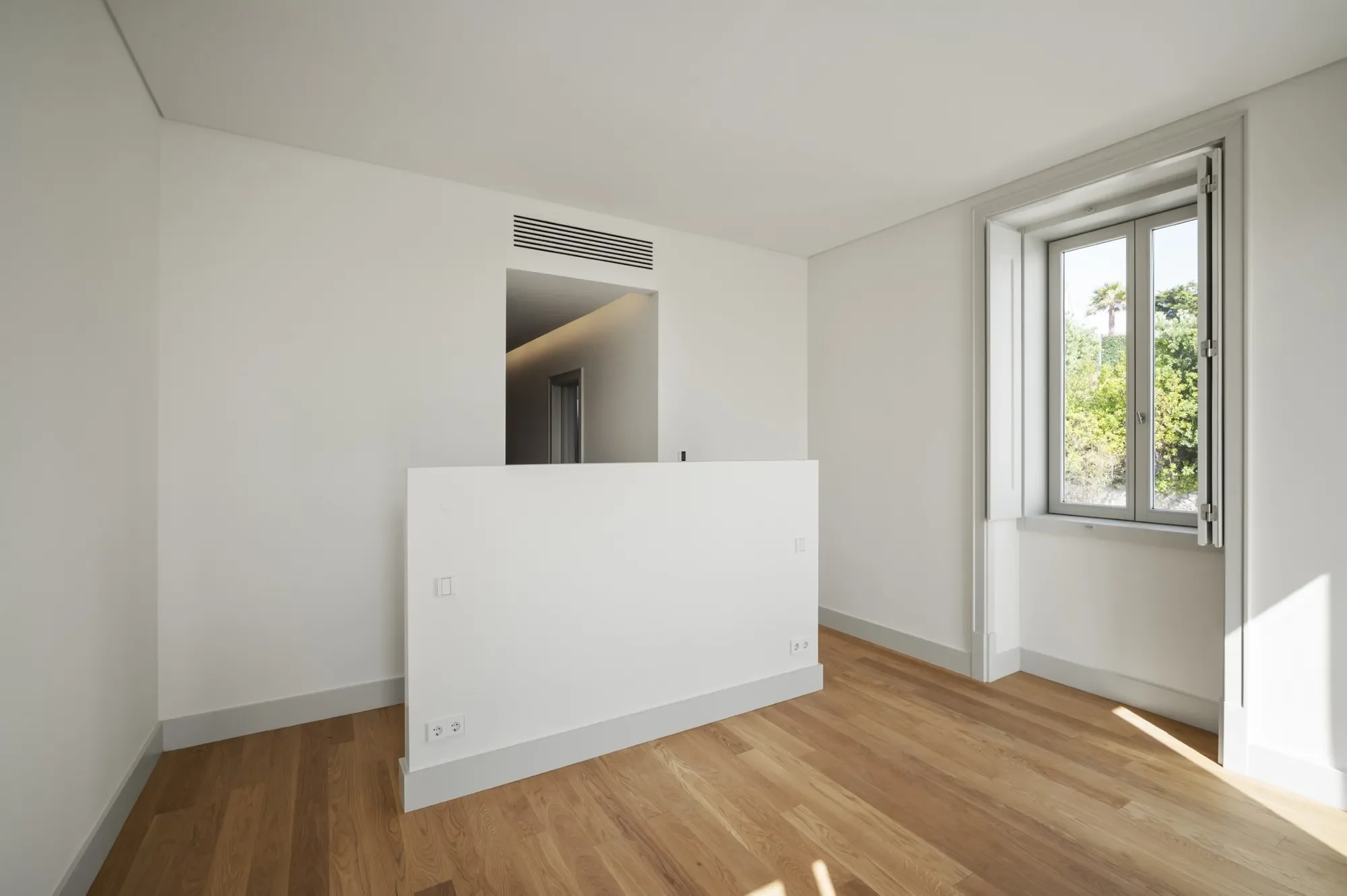 Gallery photo 2