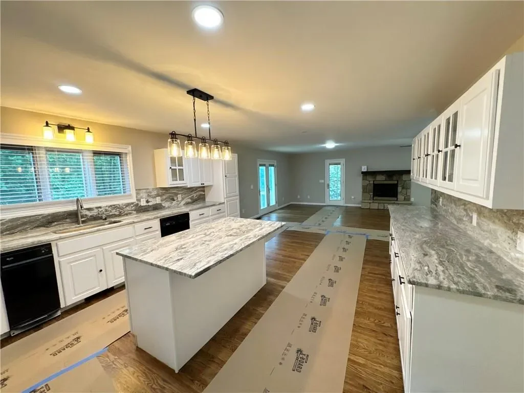 1803 Chatuge Hills Road, Hiawassee, Georgia, United States. - Photo 11