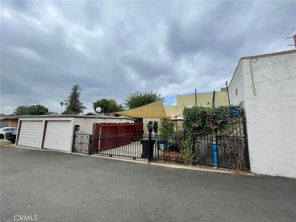 511 S Del Mar, San Gabriel, California, United States. - Photo 6