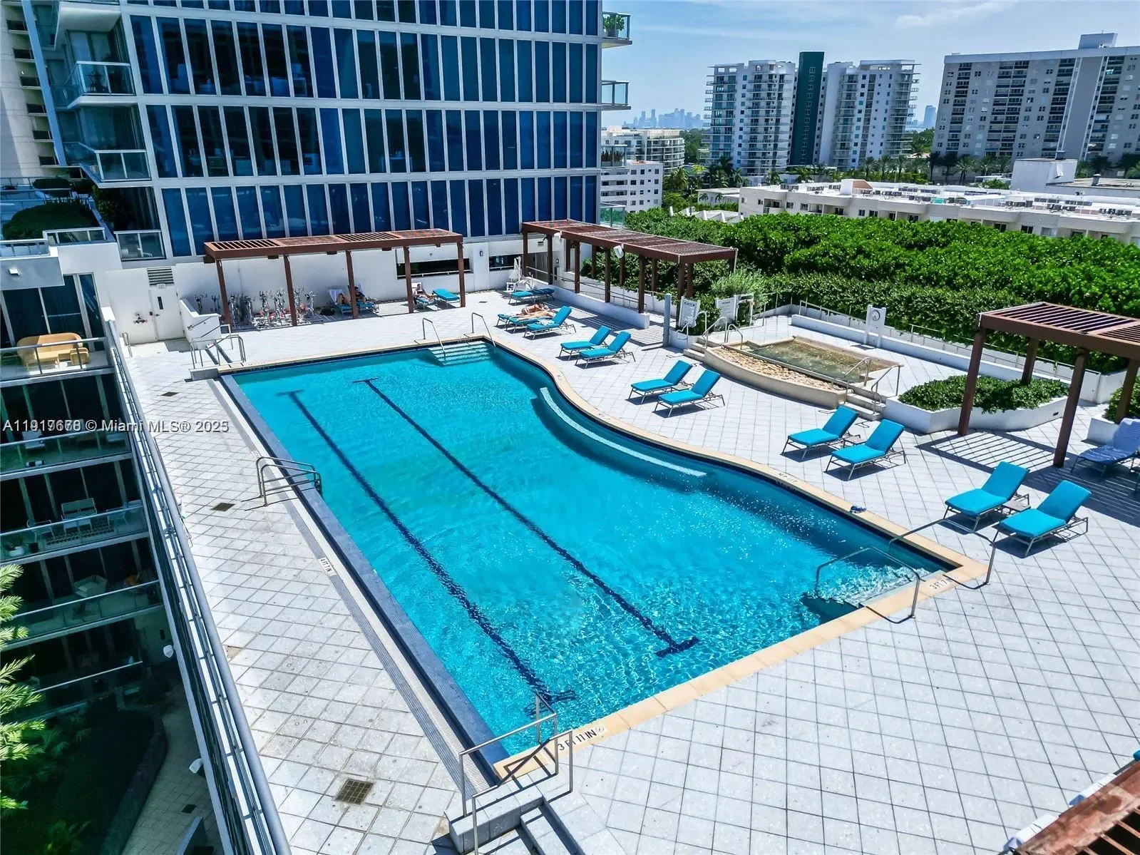 6799 Collins Ave 1602, Miami Beach, Florida, United States. - Photo 29