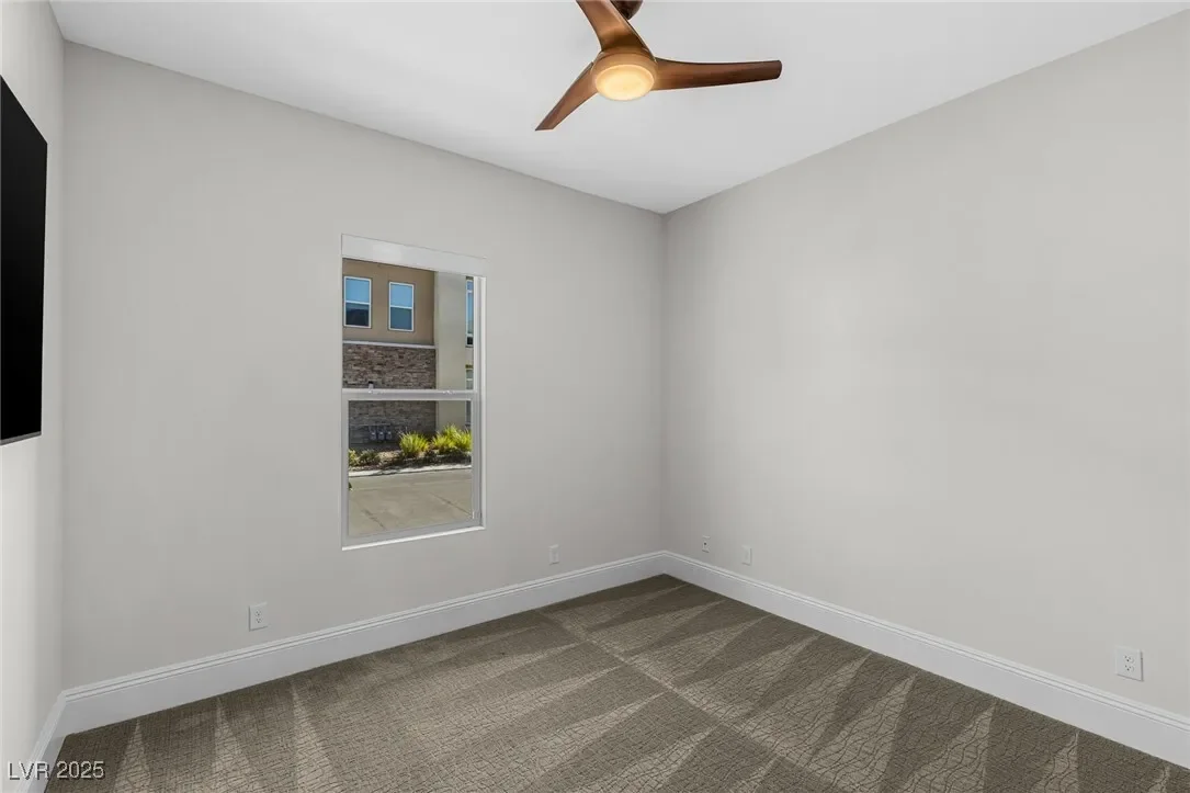 11280 Granite Ridge Drive 1075, Las Vegas, Nevada, United States. - Photo 47
