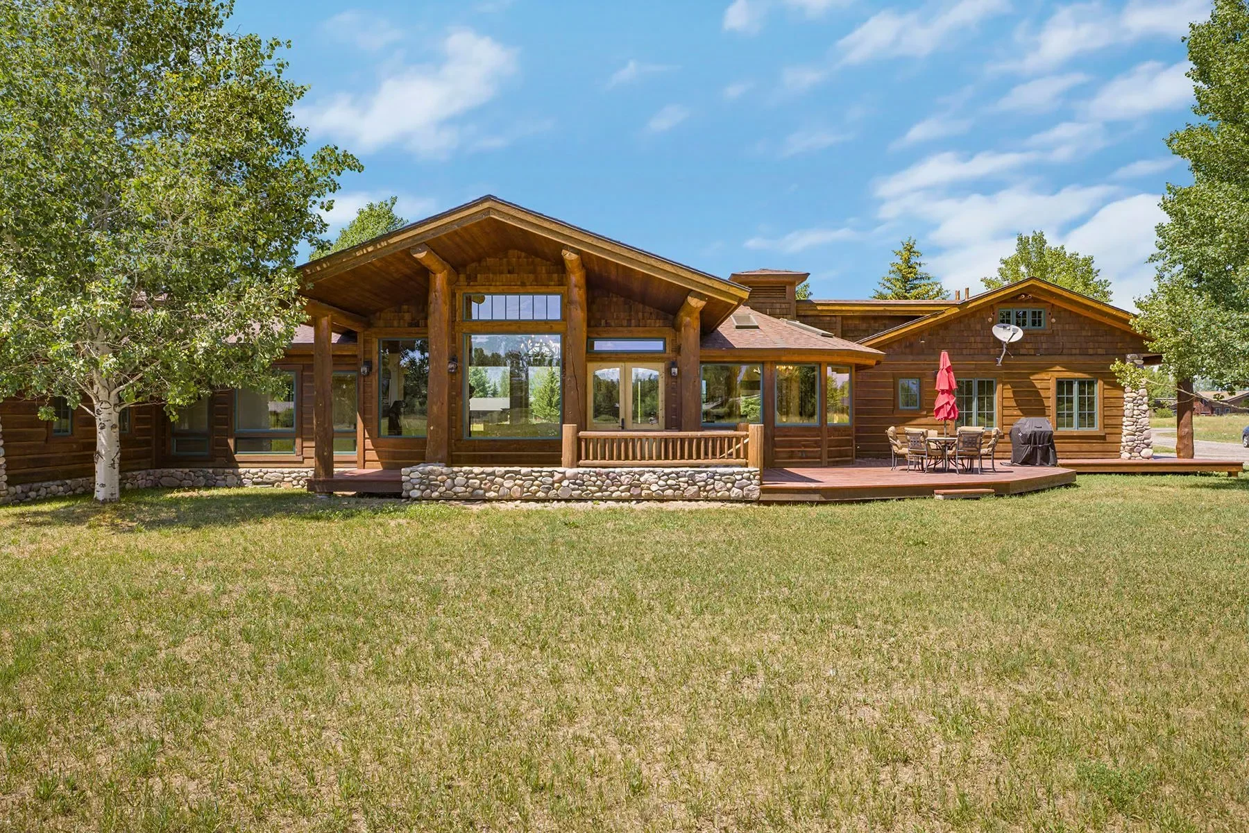 450 E Oatgrass Road , Jackson, WY 83001, Jackson, Wyoming, United States. - Photo 17