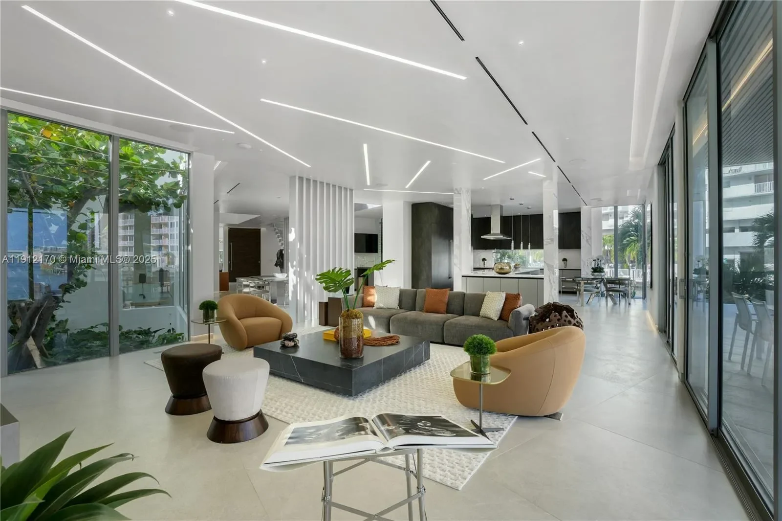 501 Palm Dr, Hallandale Beach, Florida, United States. - Photo 7