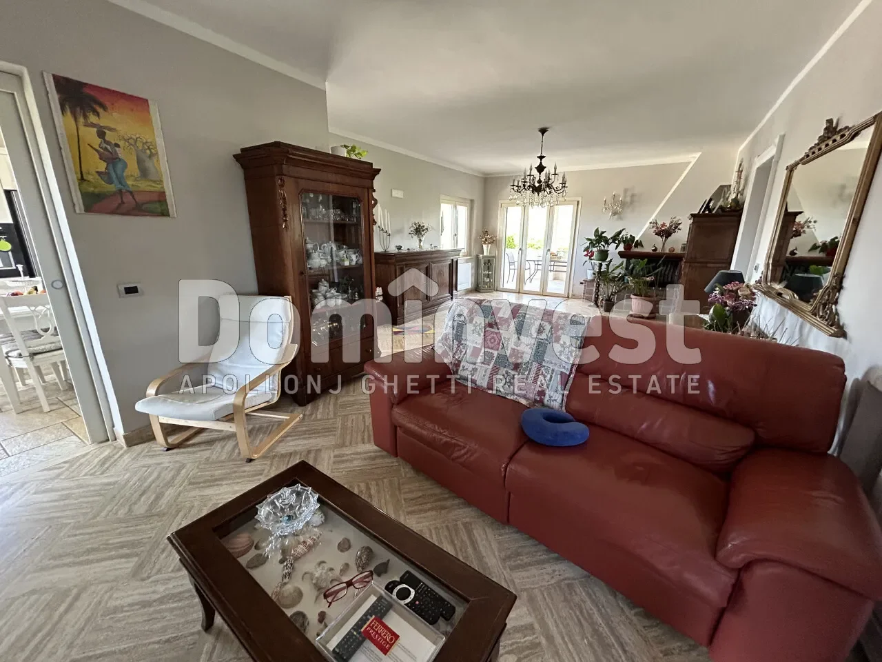 Gallery photo 12