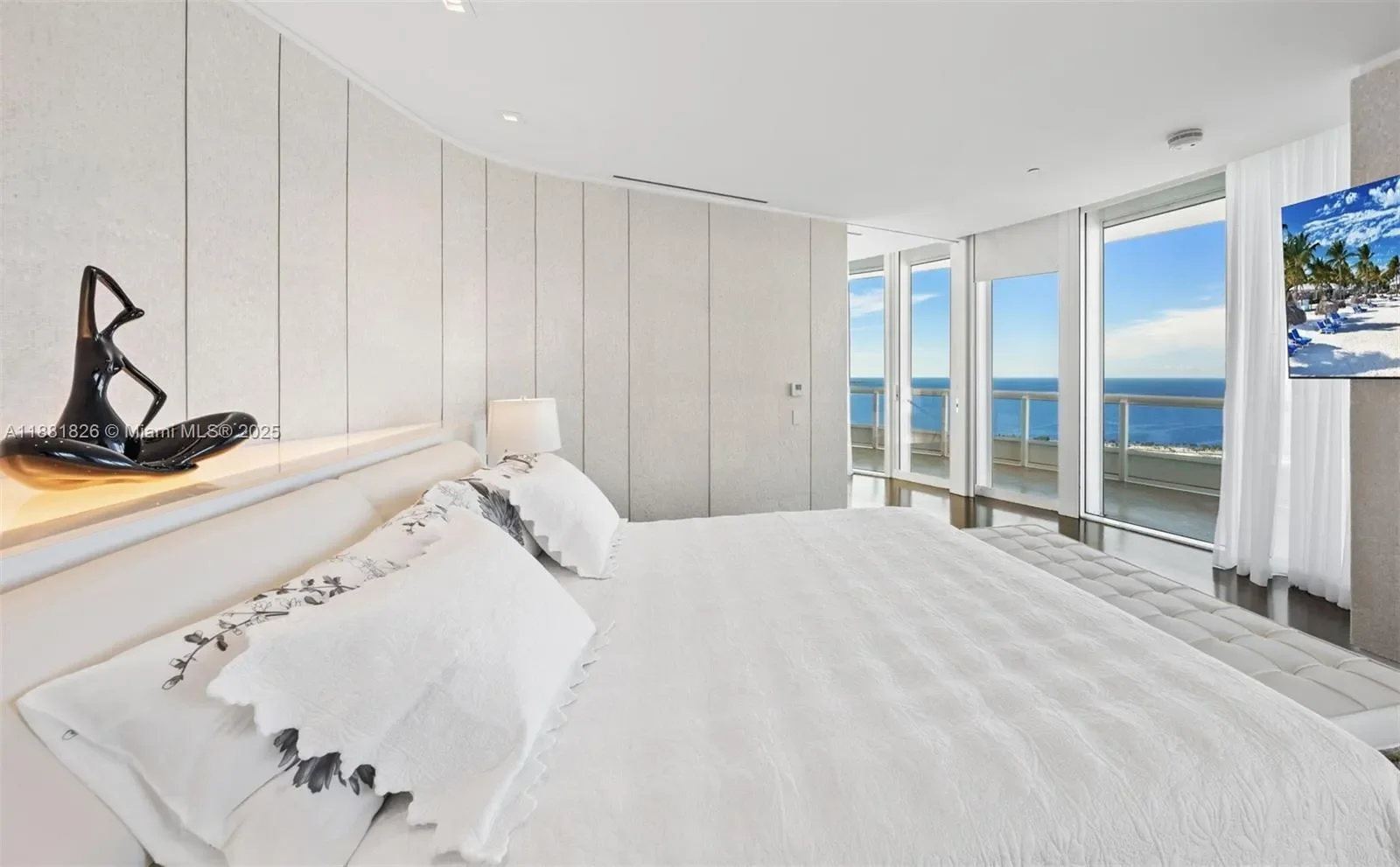 1643 Brickell Ave 4102, Miami, Florida, United States. - Photo 19