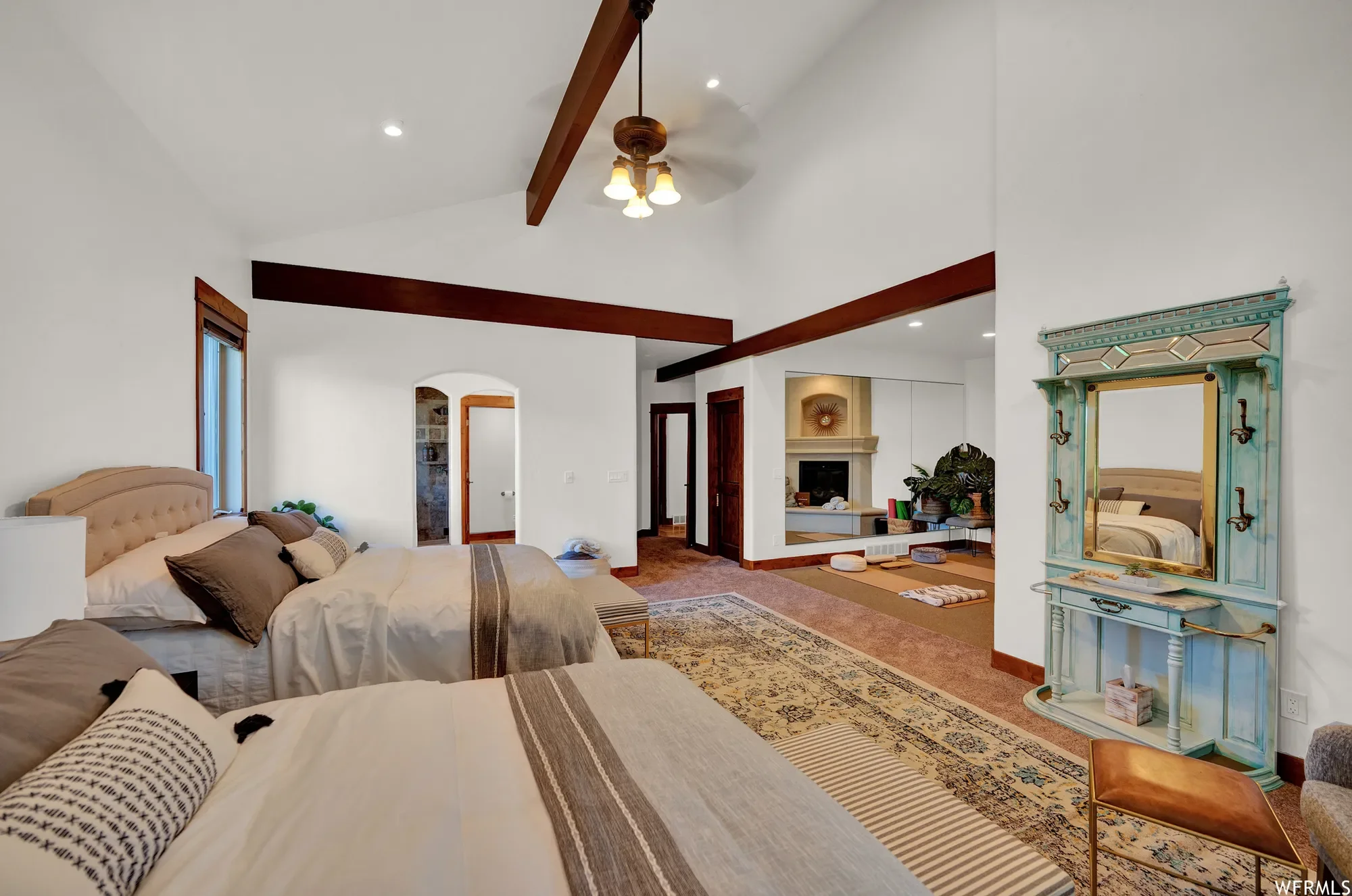 Gallery photo 2