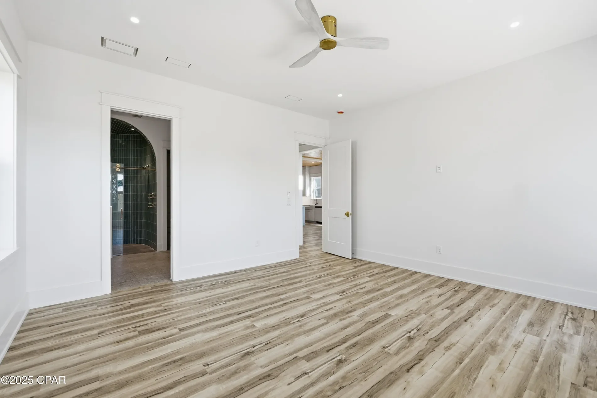 Gallery photo 9