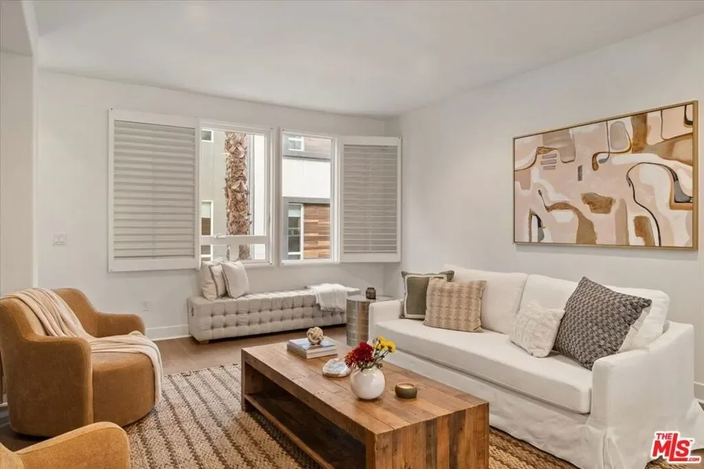 644 N Gramercy Place, Los Angeles, California, United States. - Photo 15